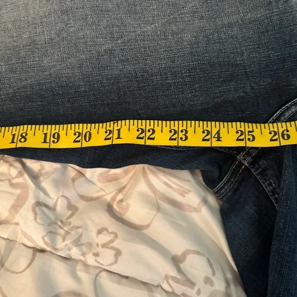 Silver Jeans Co. Avery Skinny Crop Jeans - Picture 12 of 15